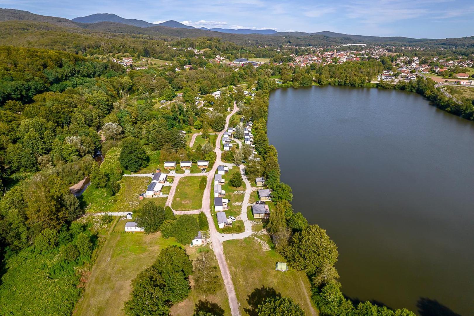 Camping Les Ballastieres - Vosges Du Sud Champagney Eksteriør billede
