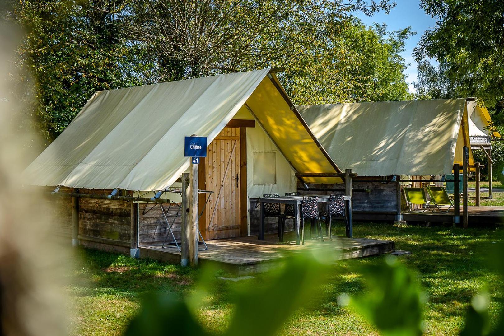 Camping Les Ballastieres - Vosges Du Sud Champagney Eksteriør billede